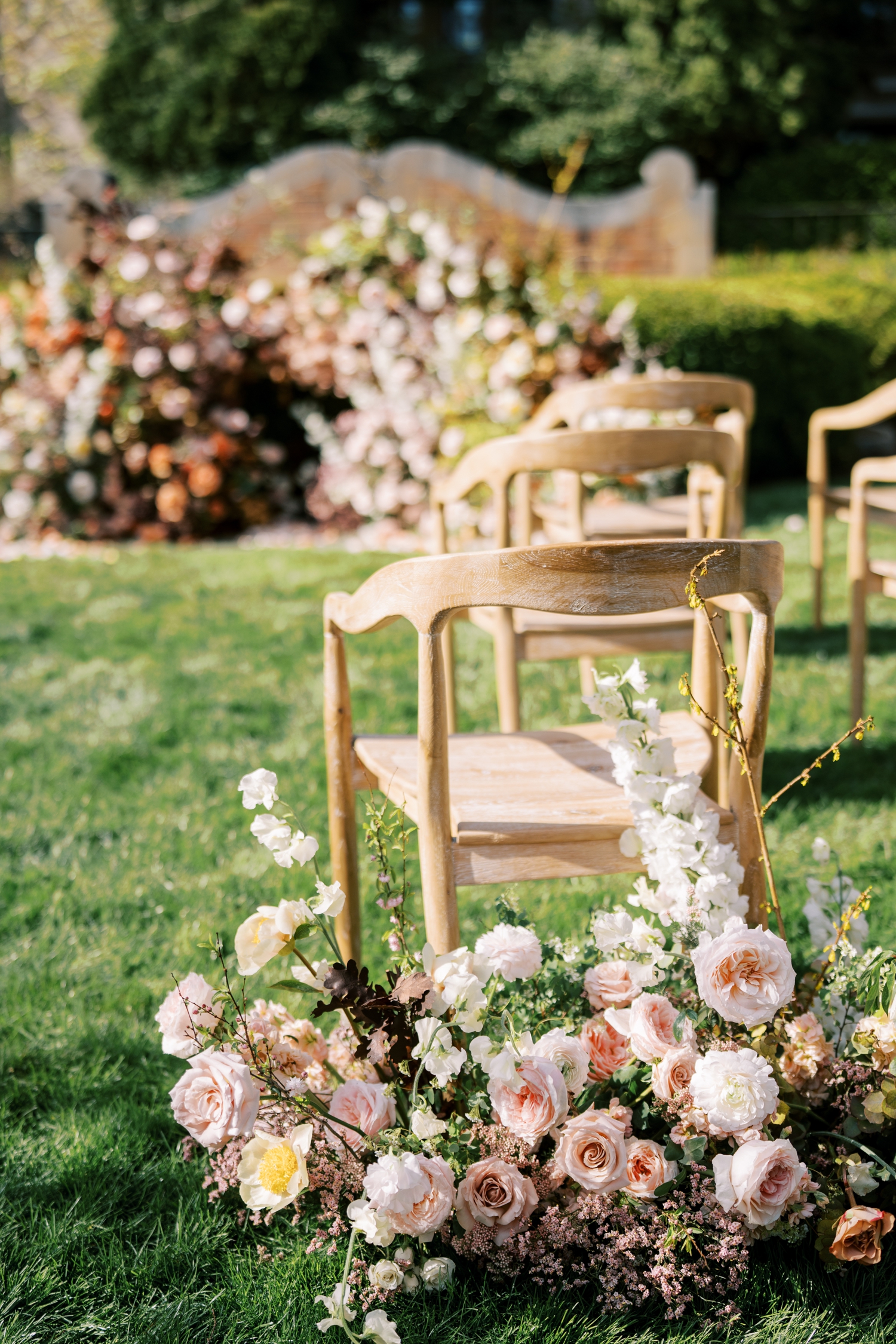 Romantic Greencrest Manor Wedding Editorial by Allison Francois Photography