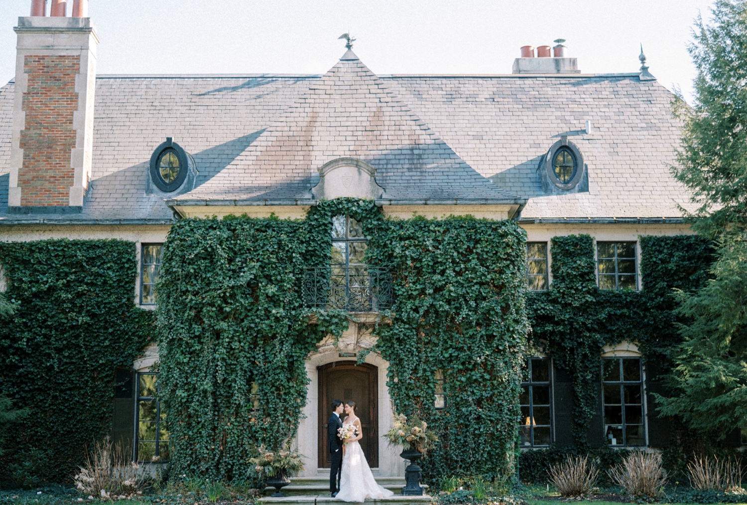 Romantic Greencrest Manor Wedding Editorial by Allison Francois Photography