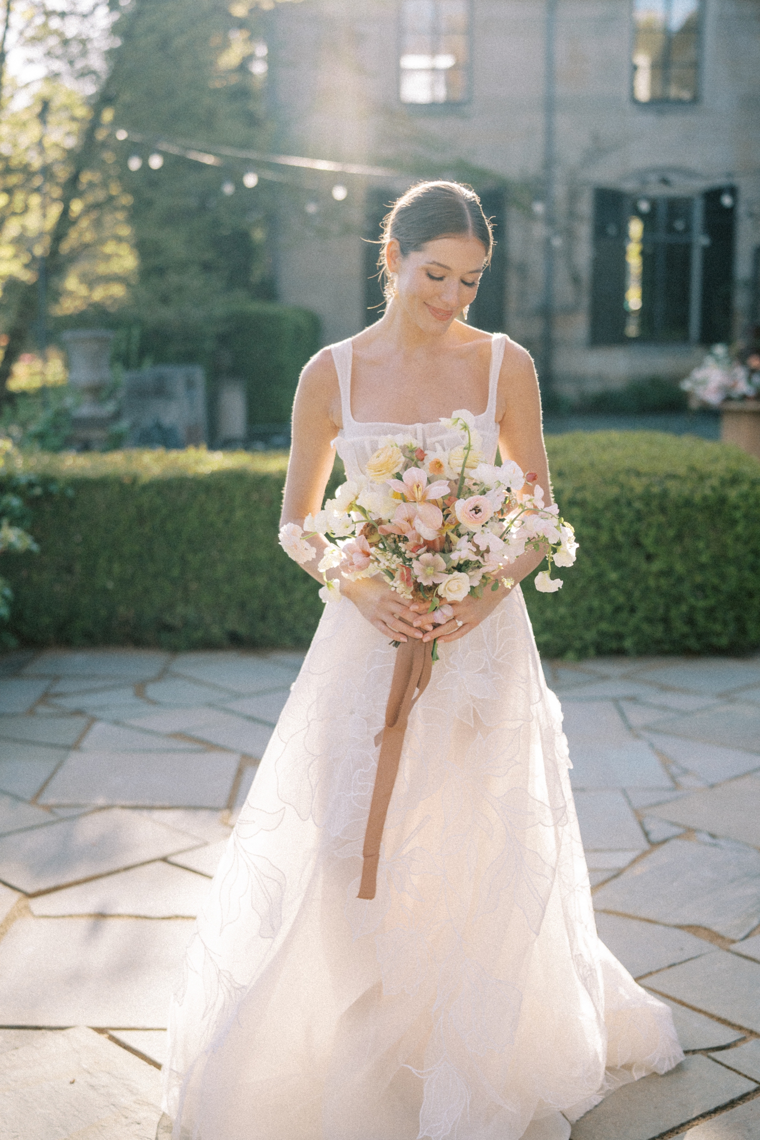 Romantic Greencrest Manor Wedding Editorial by Allison Francois Photography