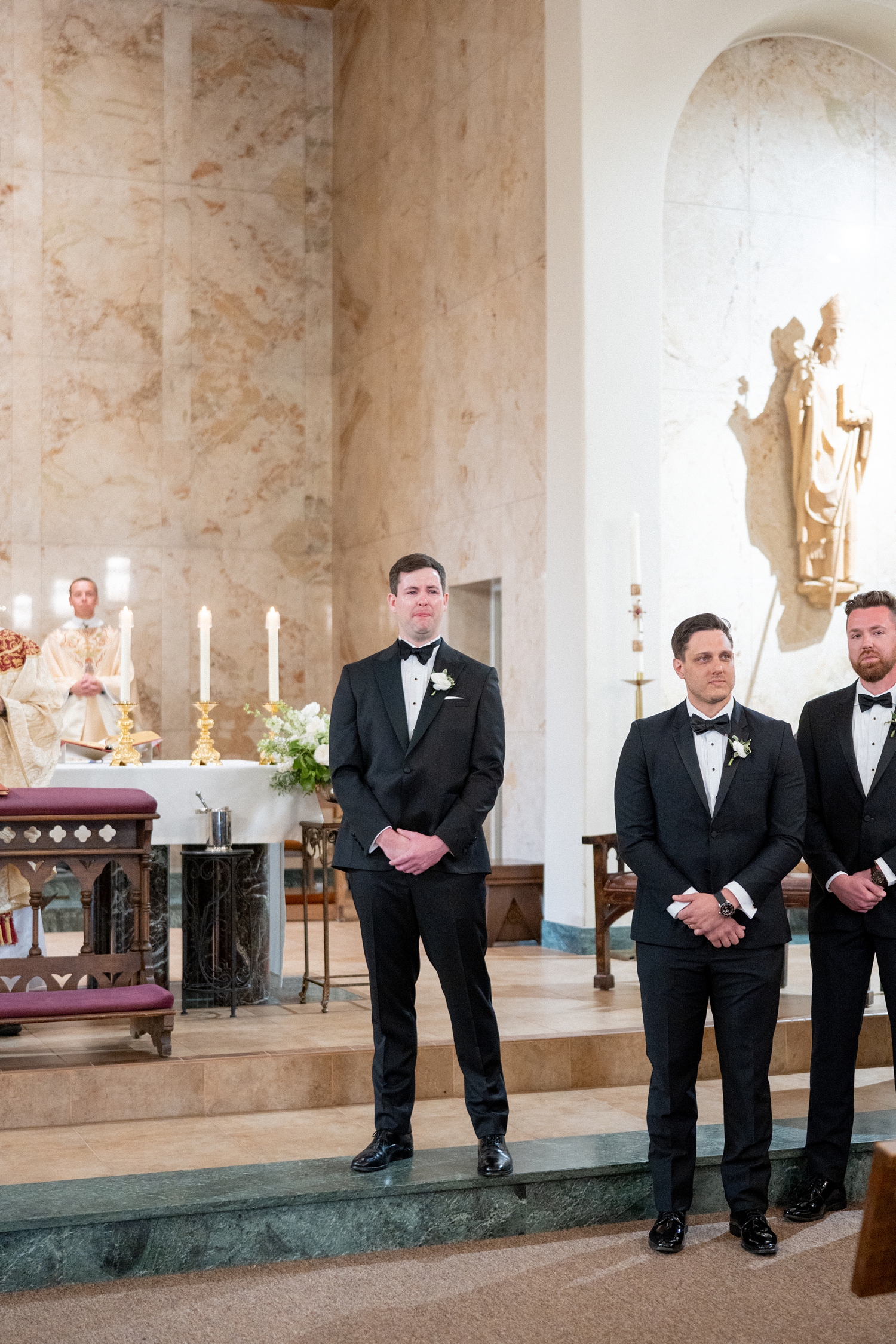 Black Tie Madison Club Wedding by Chicago Wedding Photographer Allison Francois