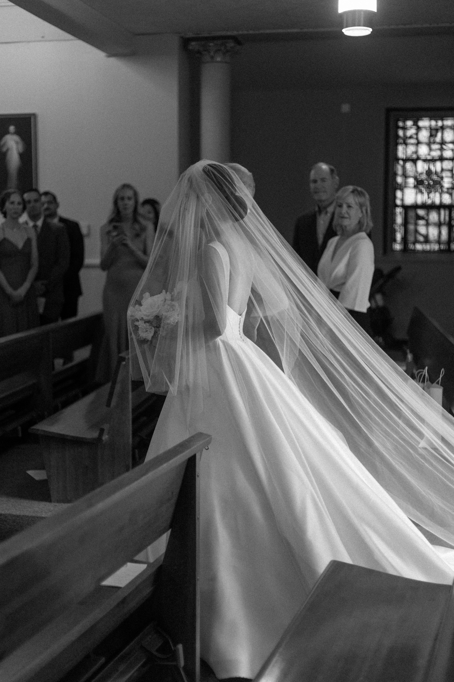 Black Tie Madison Club Wedding by Chicago Wedding Photographer Allison Francois