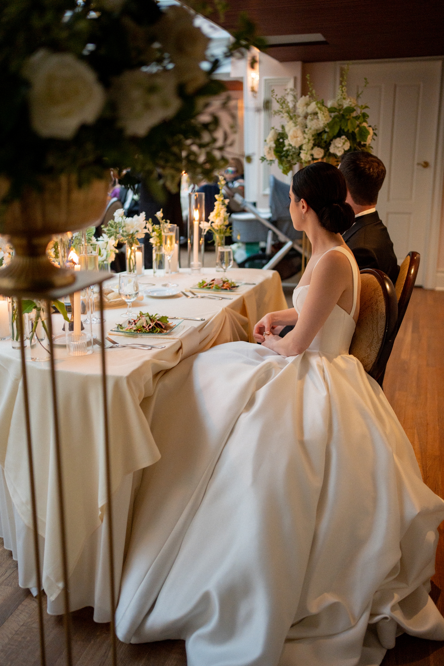 Black Tie Madison Club Wedding by Chicago Wedding Photographer Allison Francois