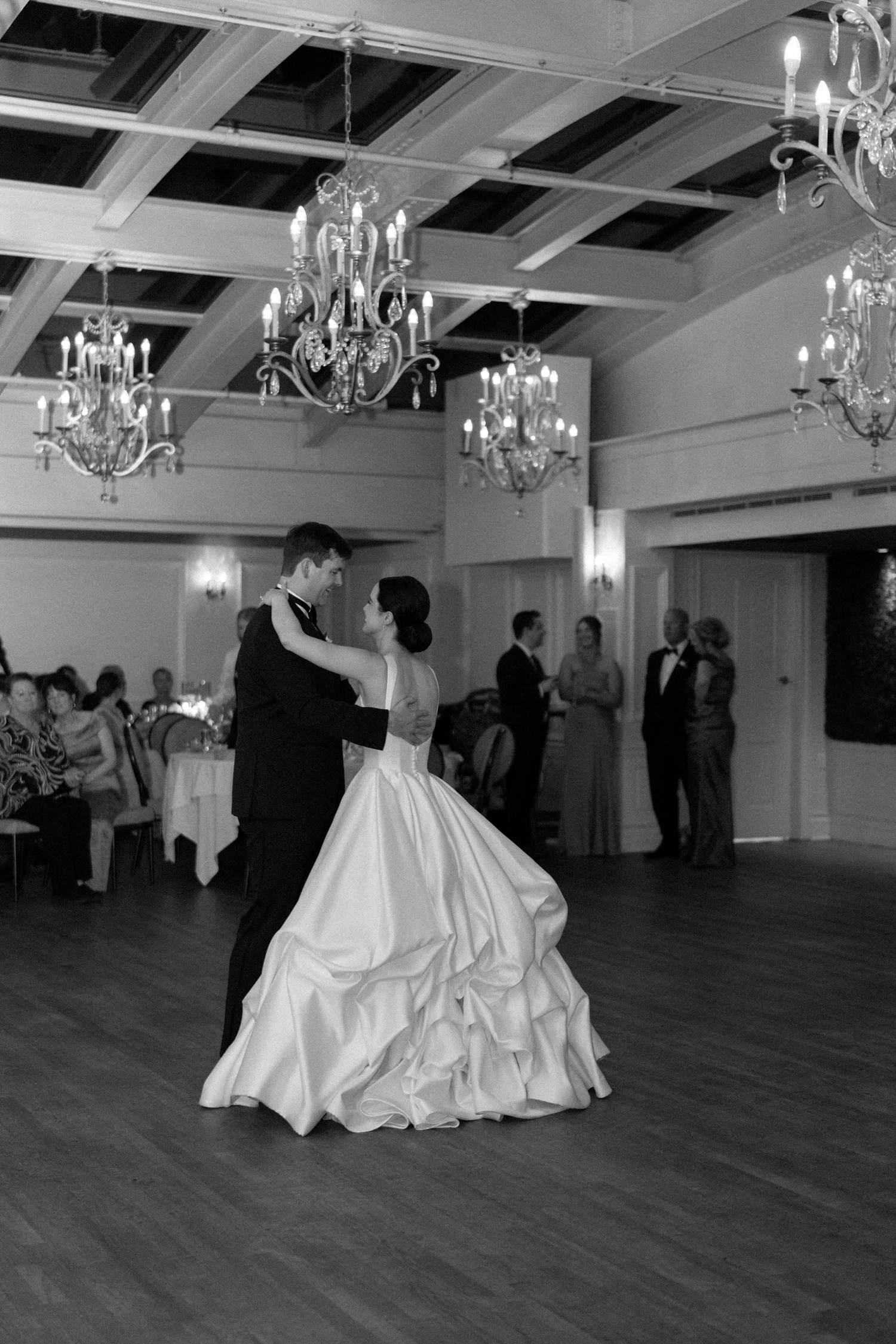 Black Tie Madison Club Wedding by Chicago Wedding Photographer Allison Francois