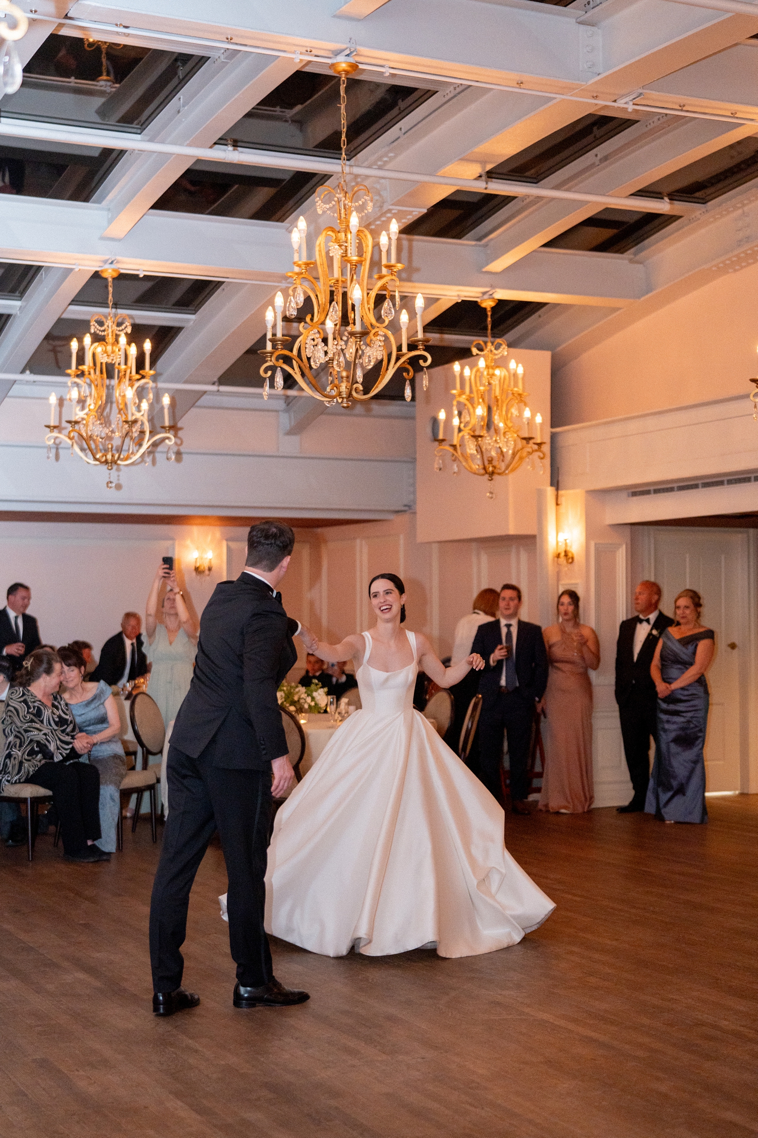 Black Tie Madison Club Wedding by Chicago Wedding Photographer Allison Francois