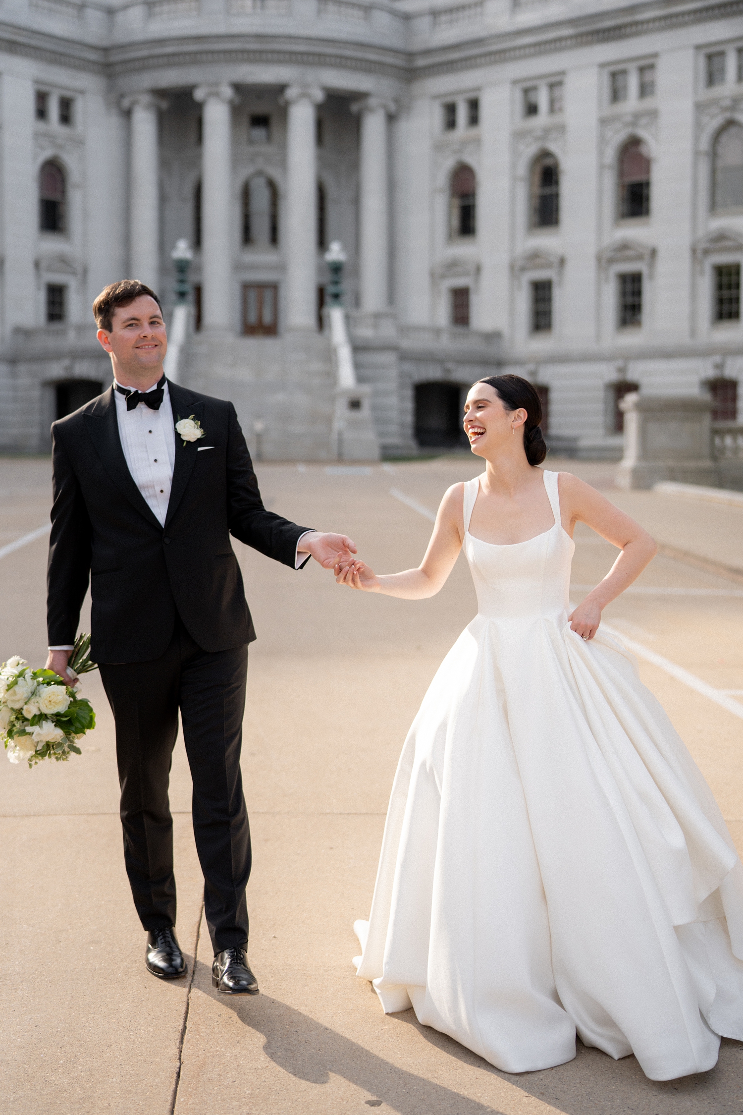 Black Tie Madison Club Wedding by Chicago Wedding Photographer Allison Francois