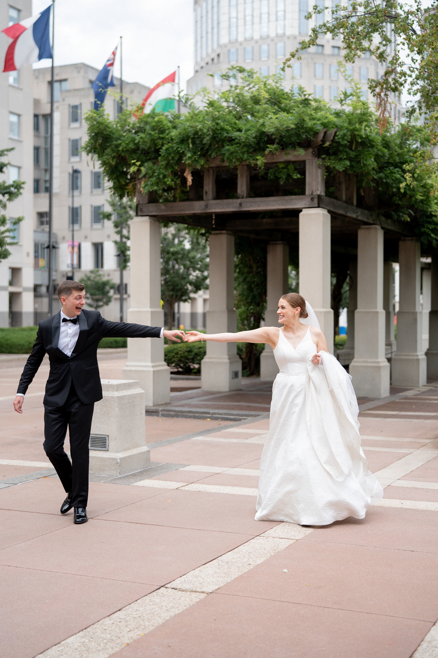 Cincinnati Club Wedding by Cincinnati Wedding Photographer Allison Francois