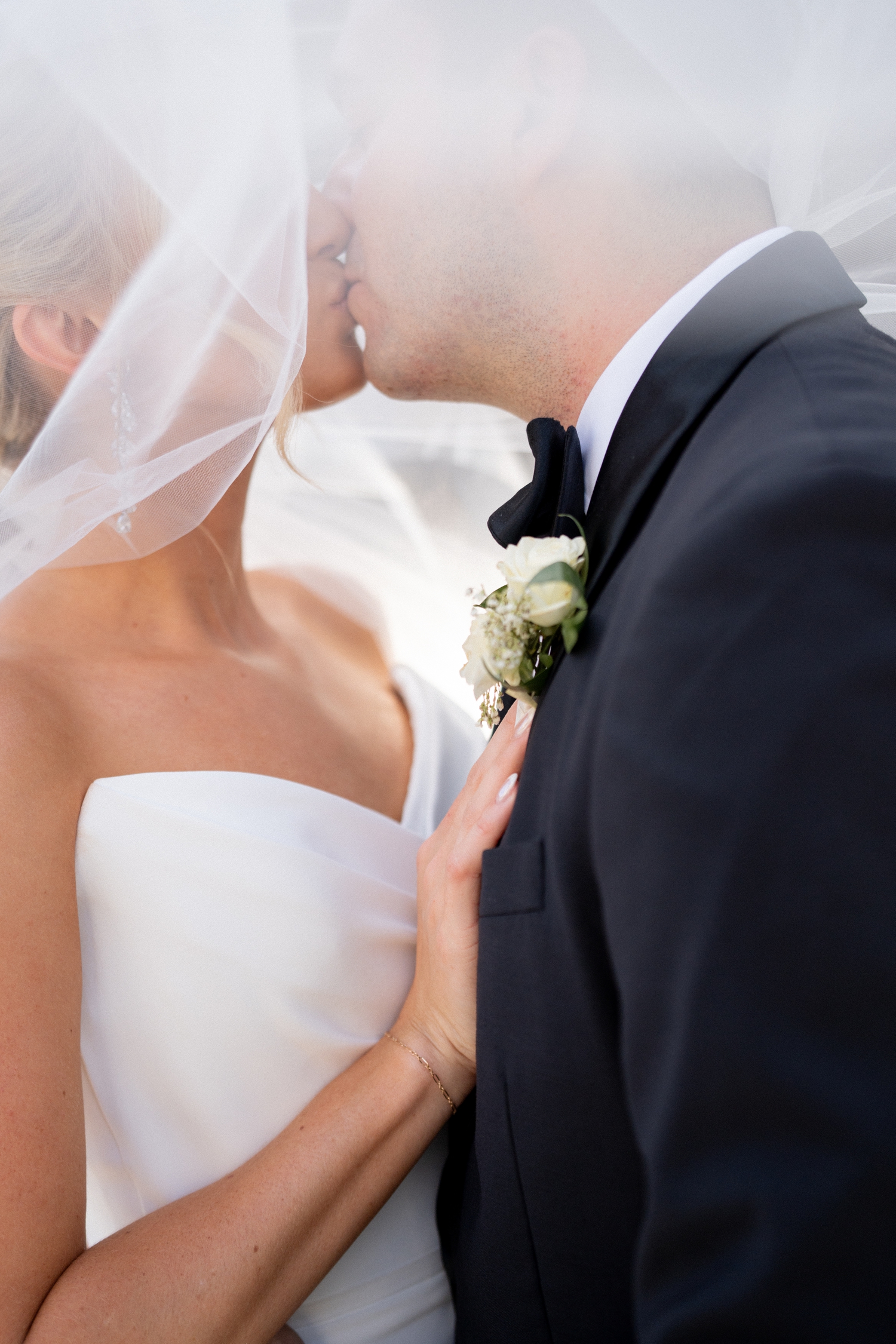 Crowne Plaza Union Station Wedding by Allison Francois Photography