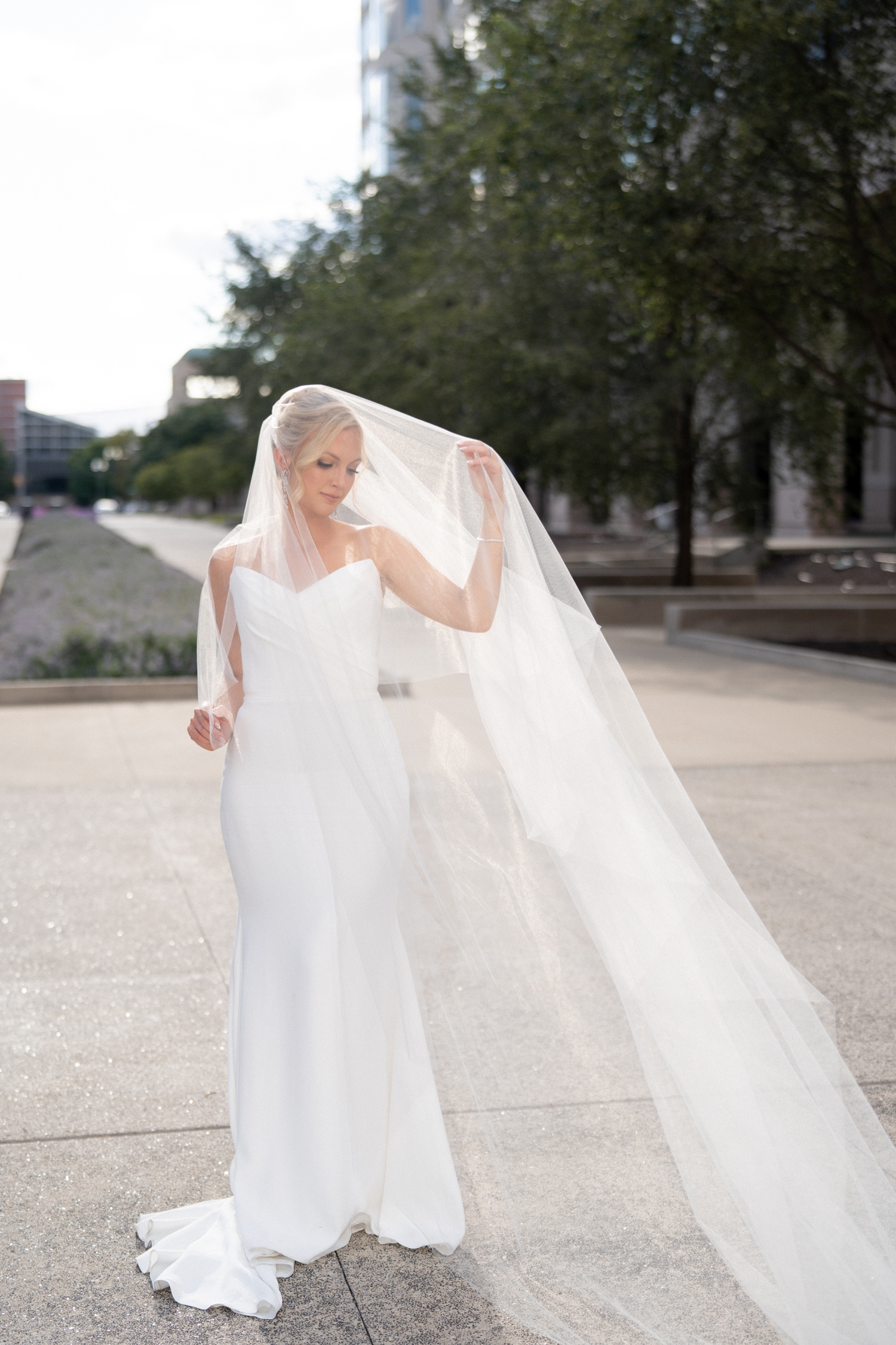 Crowne Plaza Union Station Wedding by Allison Francois Photography