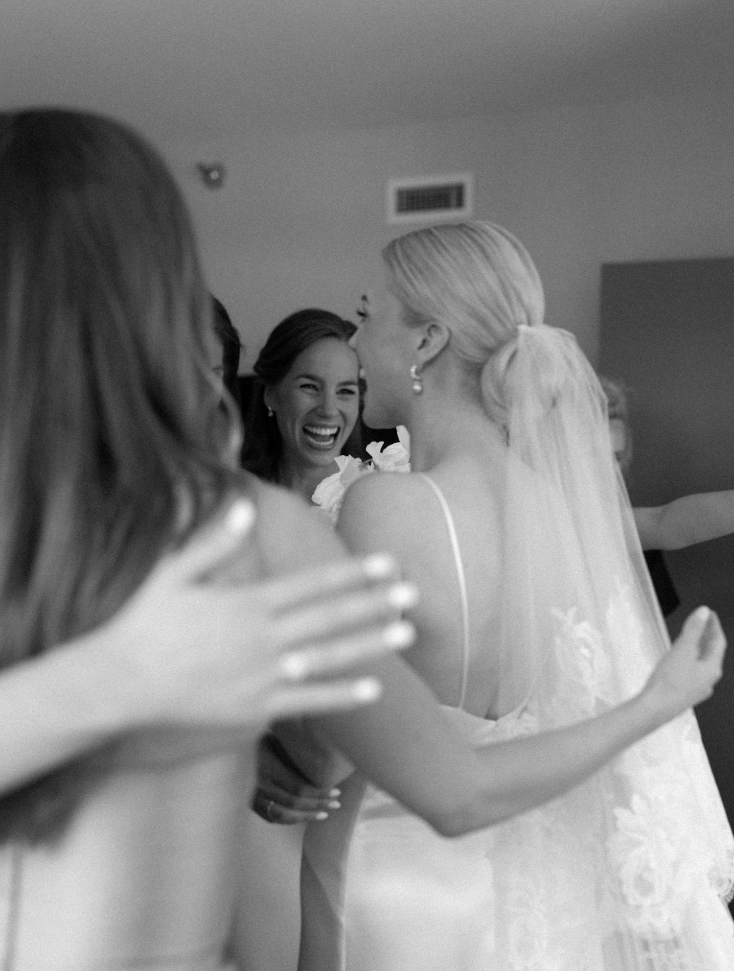 intercontinental hotel wedding of bride with bridesmaids