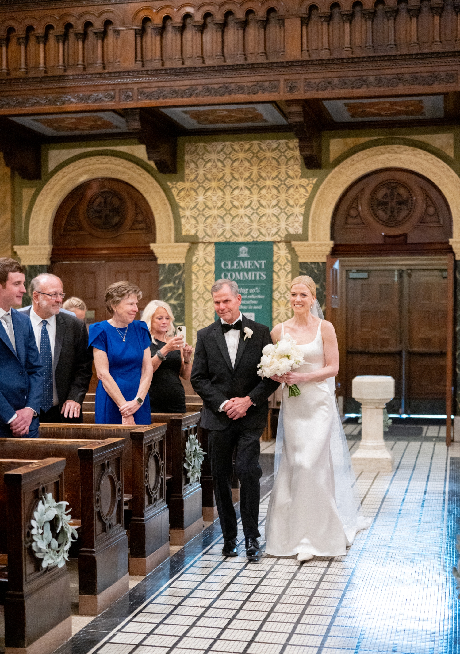 bride walking down aisle with her dad at the intercontinental hotel wedding