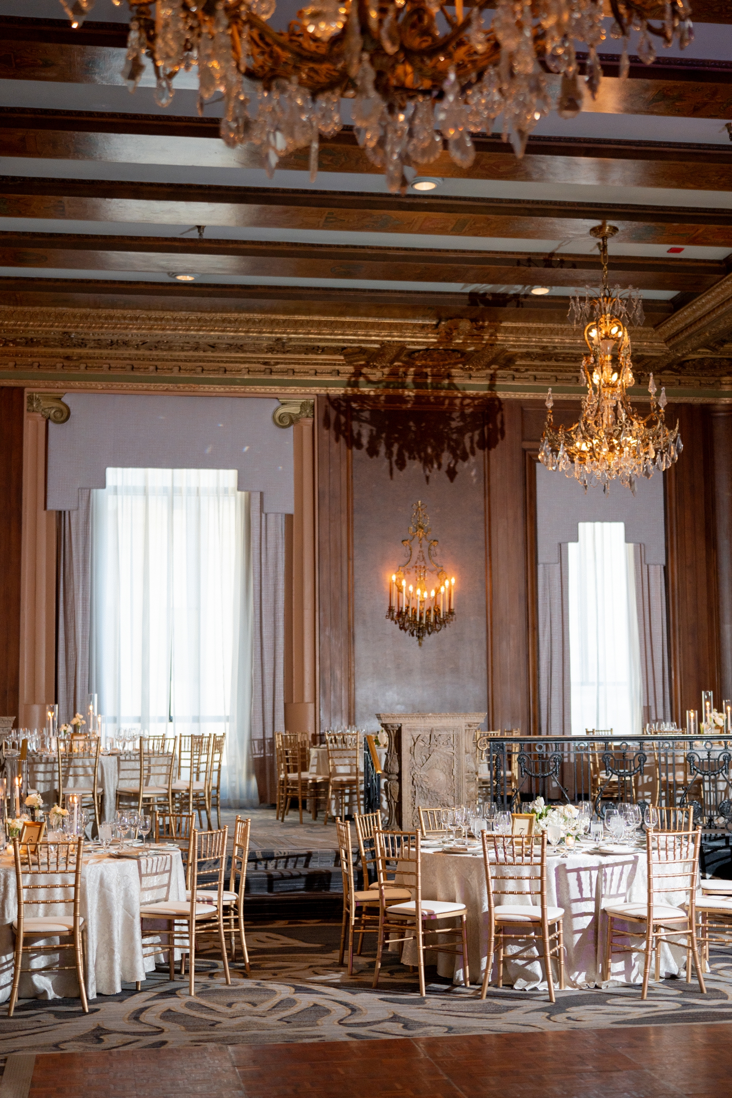 reception at intercontinental hotel wedding
