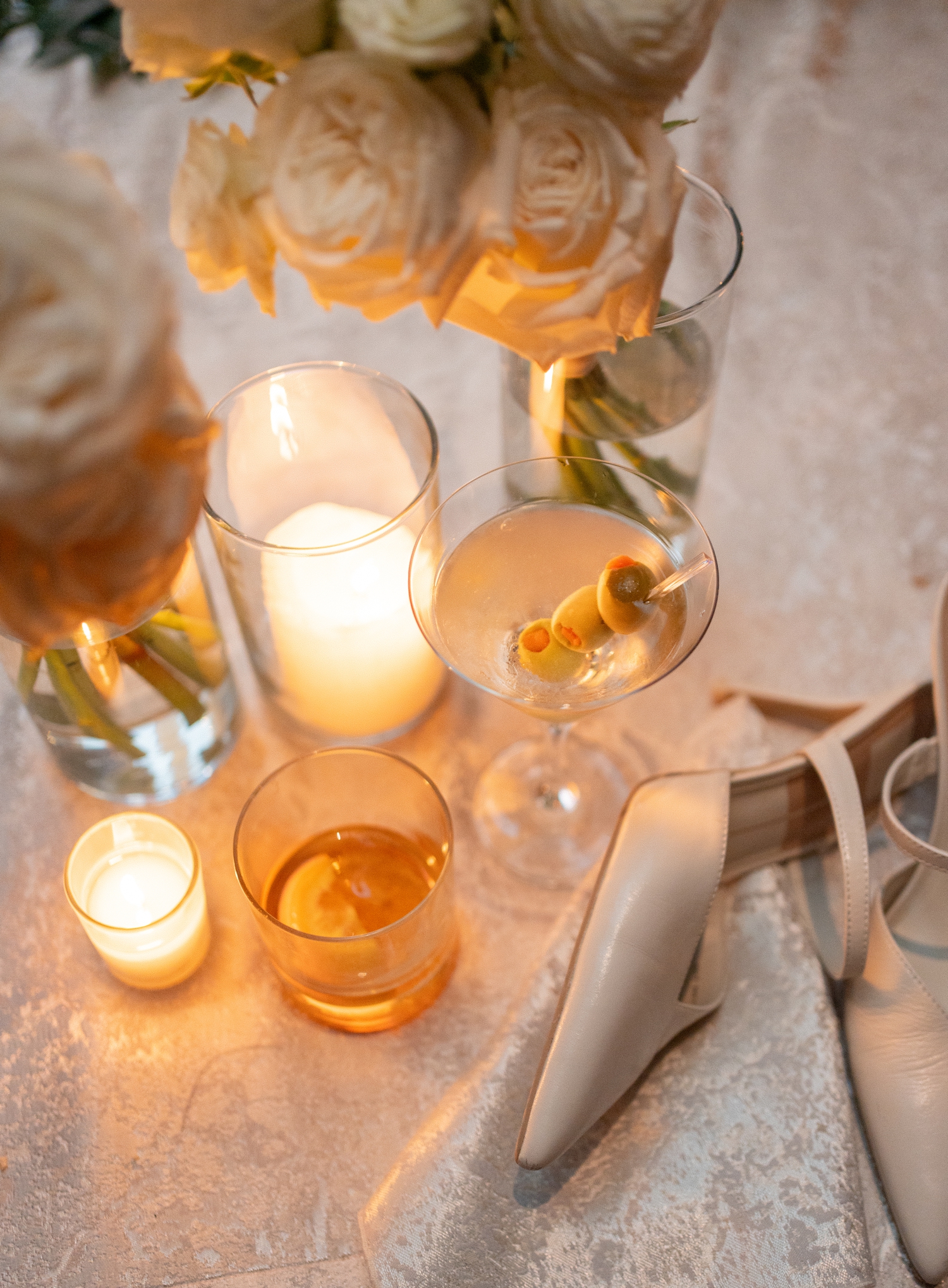 candle details at intercontinental chicago magnificent mile wedding