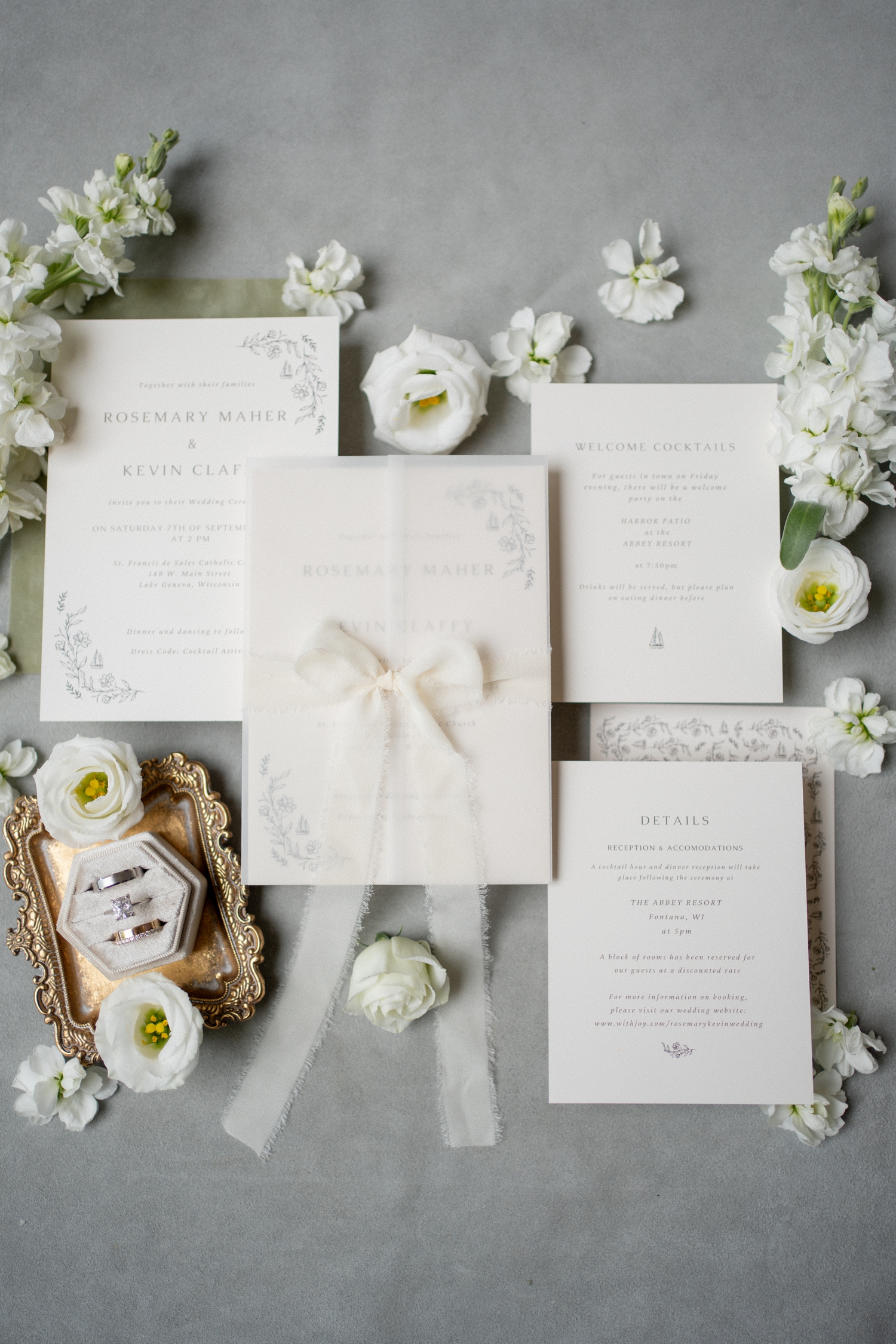 Lake Geneva Wedding by Chicago Wedding Photographer Allison Francois